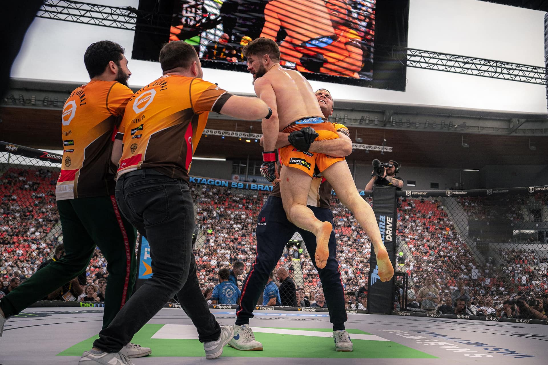 MMA-Aufnahme von mojo (11)